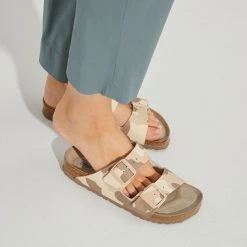 Birkenstock Narrow Arizona Limited - Desert Soil Gray/Taupe -Aetrex Online arizona limited derest soil graytaupe unisex footwear birkenstock 633378