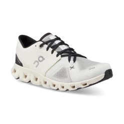 On Running Women Cloud X 3 - White/Black