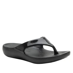 PEPPER GATE FOOTWEAR, INC Ode - Black Gloss