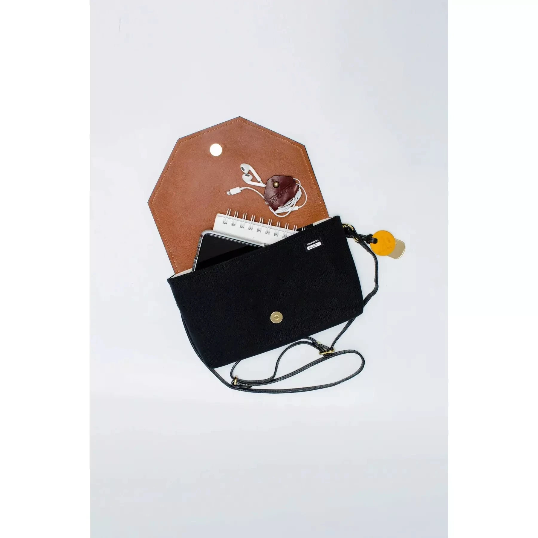 Patton Crossbody Canvas - Black Leather R.Riveter Patton Crossbody Canvas - Black Leather -Aetrex Online patton crossbody canvas black leather handbags wallets rriveter 110202