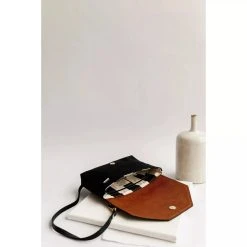 R.Riveter Patton Crossbody Canvas - Black Leather 5 R.Riveter Patton Crossbody Canvas - Black Leather -Aetrex Online patton crossbody canvas black leather handbags wallets rriveter 434547