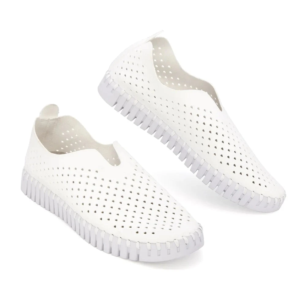 Tulip - White Lines Of Denmark Tulip - White -Aetrex Online tulip white womens closed toe lines of denmark 177172