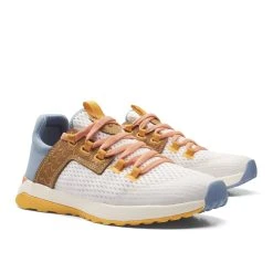 OluKai Wailuku - Bright White Sea Ice